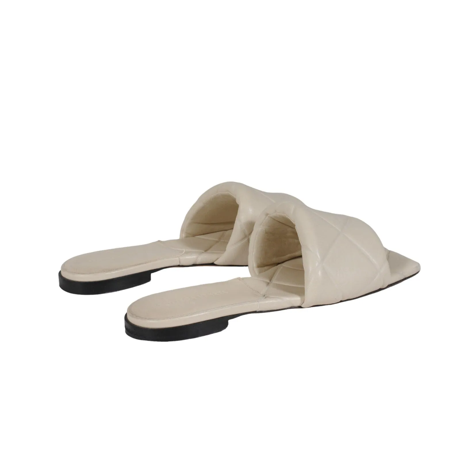 Bottega Veneta Women Intrecciato Lido Sandal White  Leather Flats