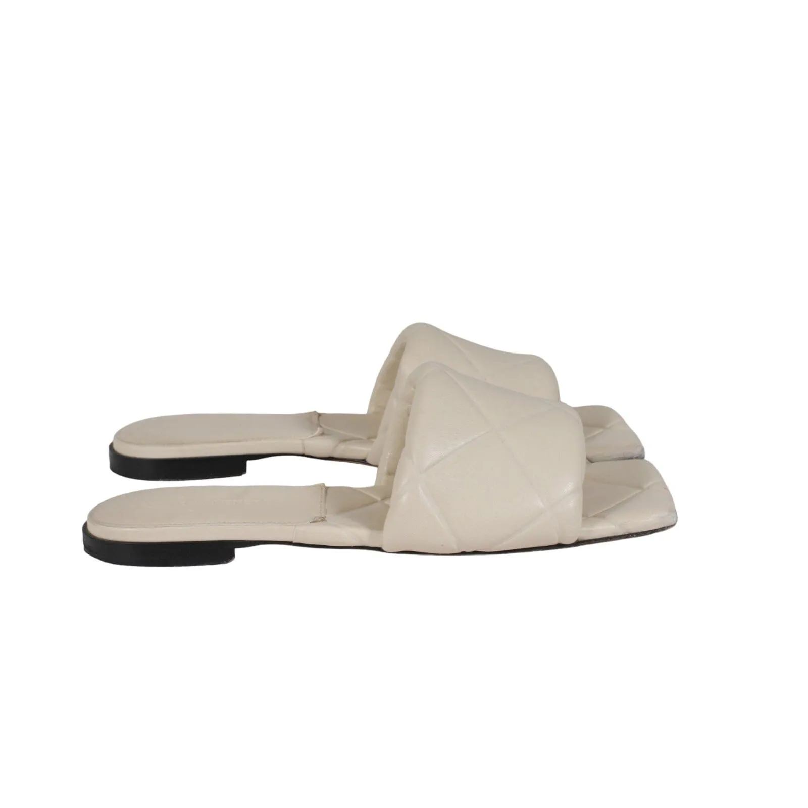 Bottega Veneta Women Intrecciato Lido Sandal White  Leather Flats