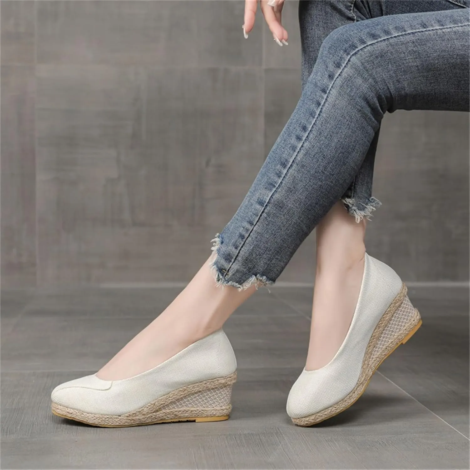 Espadrilles Wedges for Women Platform Sandals Closed Toe Comfortable Wedge Pumps Shoes, Breathable Slip On Woven Wedges Fashion Elegant Espadrille Platform Sandals