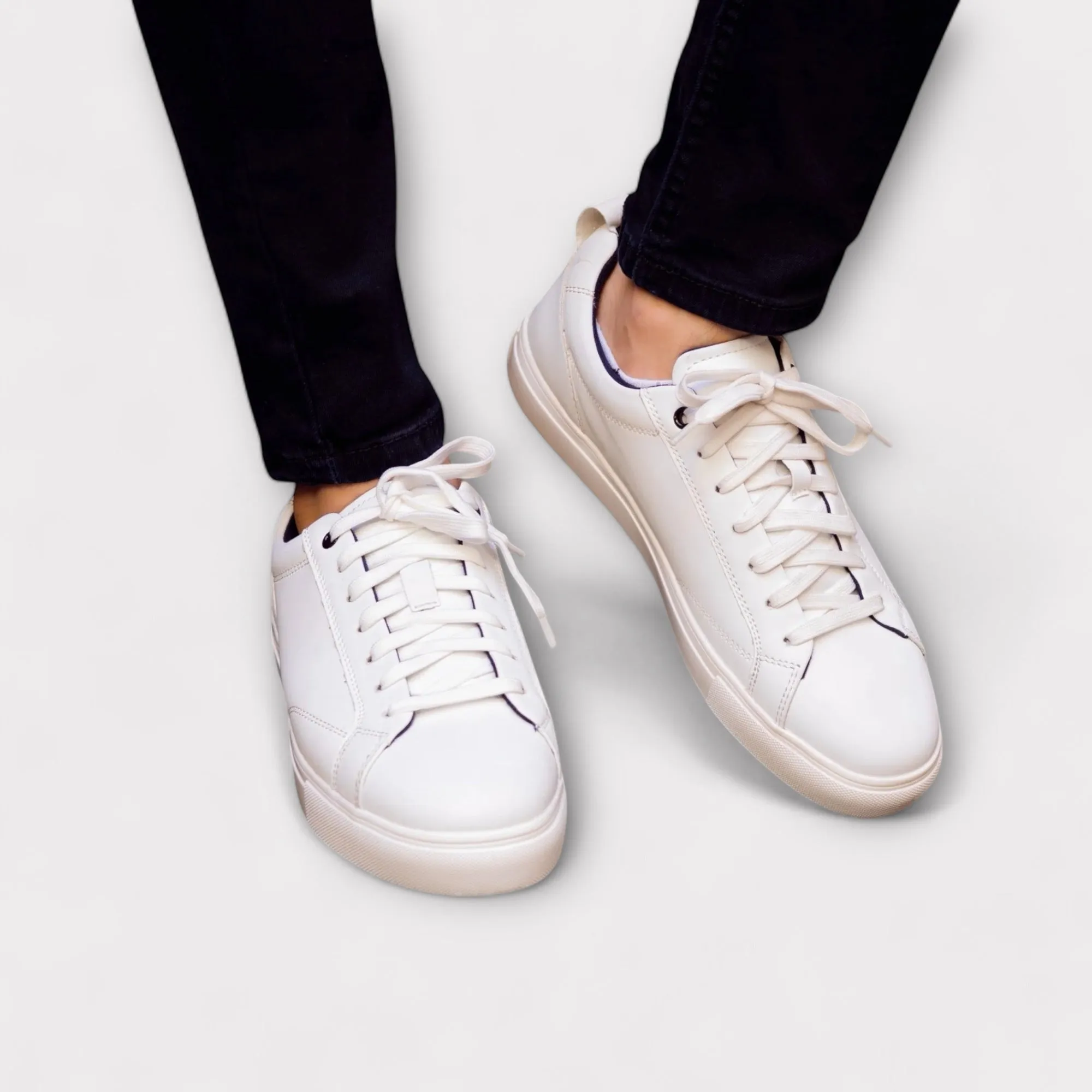 Journie Sneakers - White