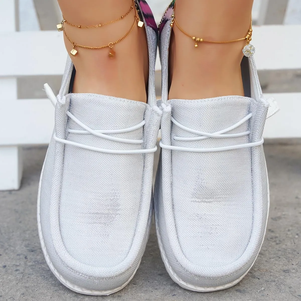 Women's Solid Color Canvas Loafers Lightweight Lace-Up Comfortable Walking Flats